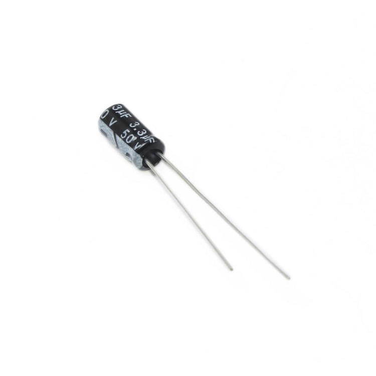 خازن الکترولیتی 3.3uF 50V آبی رنگ با نوار منفی سفید، موجود در فروشگاه ۳۶۶