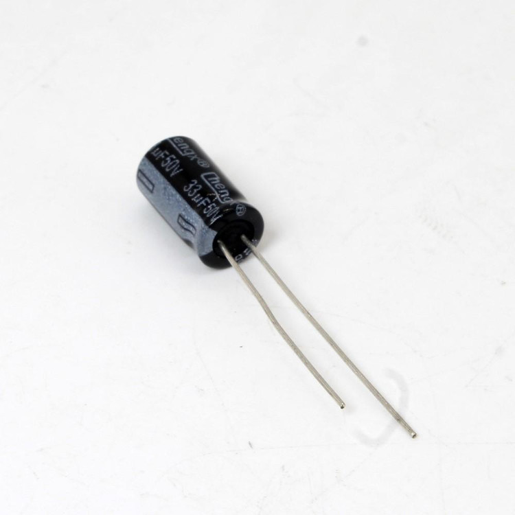خازن الکترولیتی 33uF 50V مشکی radial 6.3x11 105C - نمای کلی