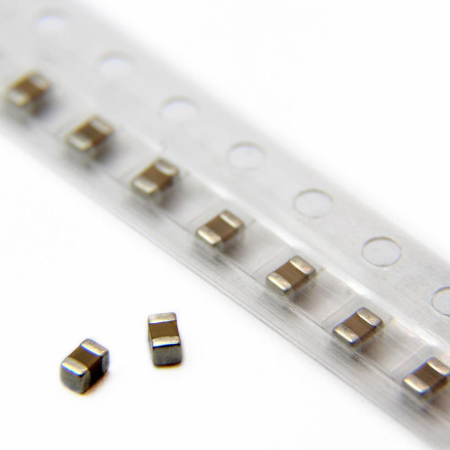 خازن 4.7 میکروفاراد 4.7UF 25V 10% 0805 X5R