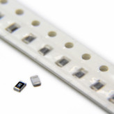 مقاومت 18 اهم 18ohm smd 0805