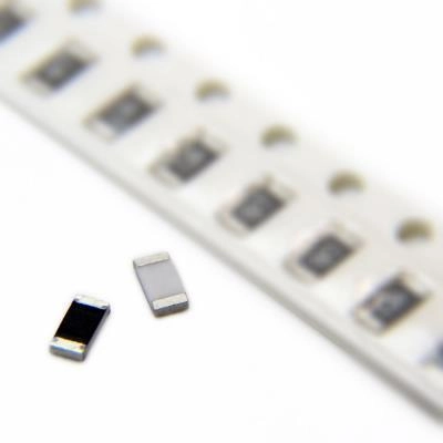 مقاومت 62 اهم 1درصد 62ohm smd 1% 1206