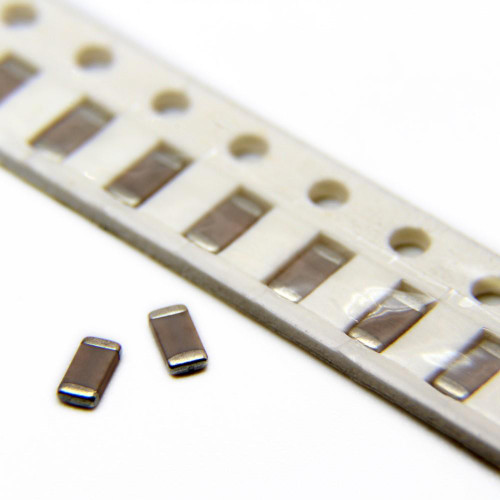 خازن 1 پیکوفاراد 1PF 50V NPO 1206