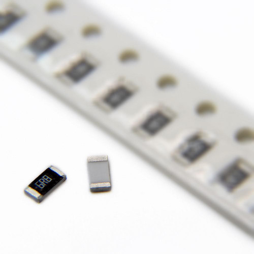 مقاومت اس ام دی 6.8اهم 6.8ohm smd 1210